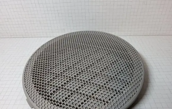 Side speaker trim/cover
