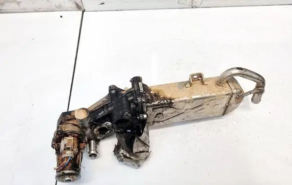 Audi Q3 8U EGR valve cooler 03L131512C