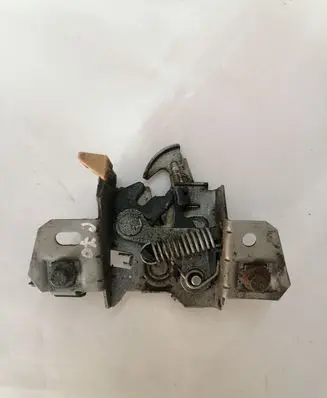 Volvo C70 Engine bonnet/hood lock/catch 30716530 30716529