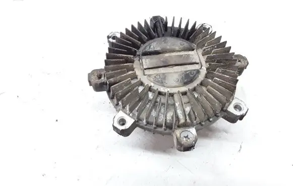 Mitsubishi Pajero Viscous fan clutch 