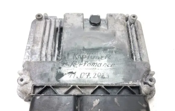 Opel Signum Engine control unit/module ECU Z19DTH