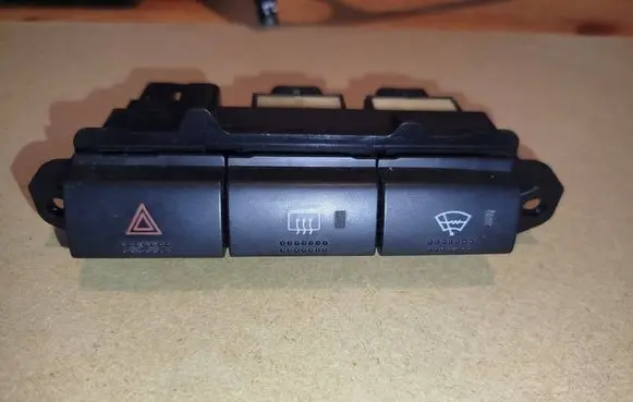 Toyota Avensis T220 A set of switches 5544620140