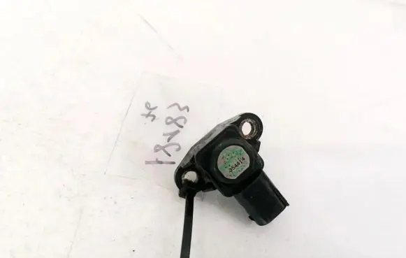 Chrysler 300 - 300C Air pressure sensor A0051535028
