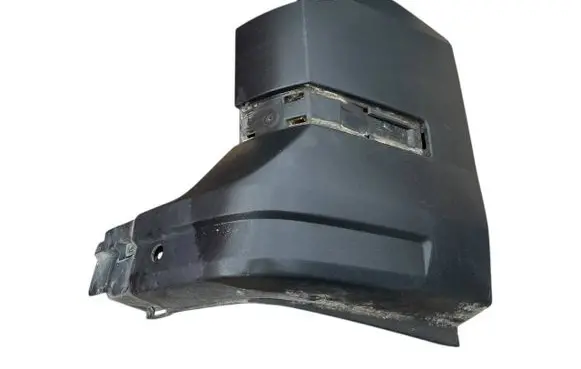 Rear bumper corner part panel trim