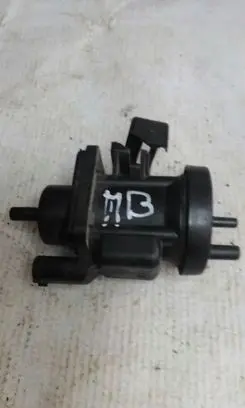Valve vacuum