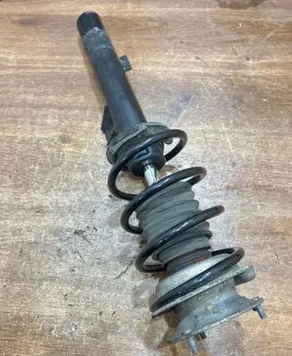 BMW 3 E90 E91 Front shock absorber with coil spring 334626
