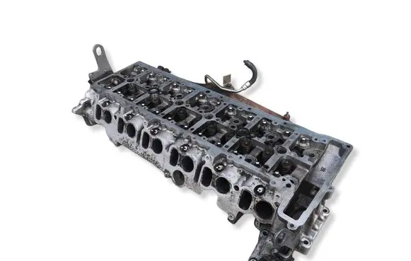 BMW 5 F10 F11 Engine head 7800003 7800001 11127800001