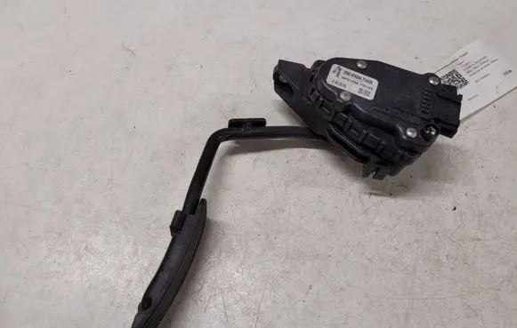 Jaguar S-Type Accelerator throttle pedal 2R839F836A 6PV00873700