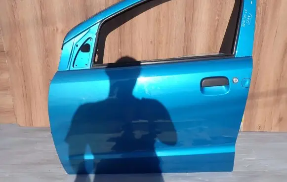 Suzuki Alto Rear door