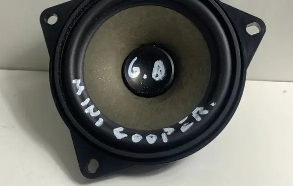 Mini Cooper Countryman R60 Rear door speaker 9804167