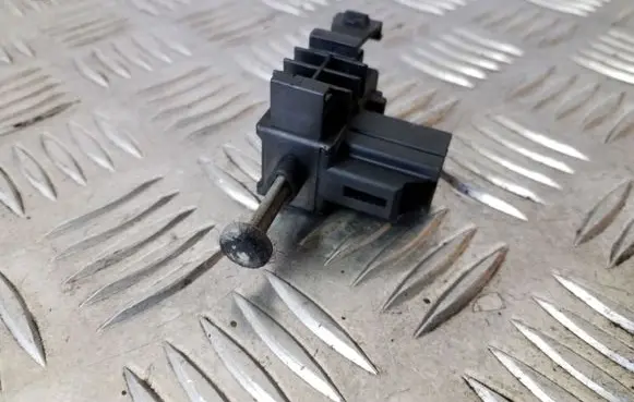 Clutch pedal sensor