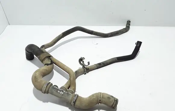 Opel Movano B Engine coolant pipe/hose 215031595R