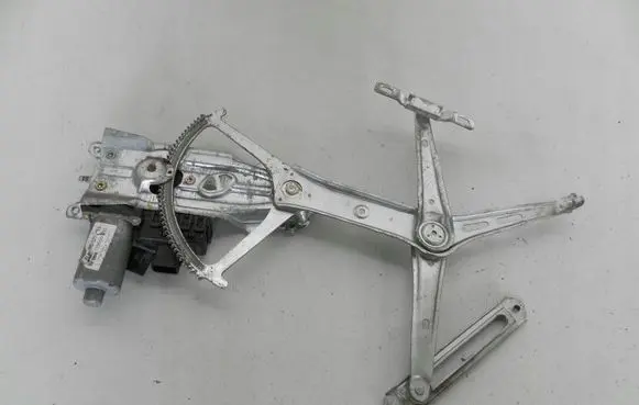 Opel Astra G Front door window regulator with motor 90521881
