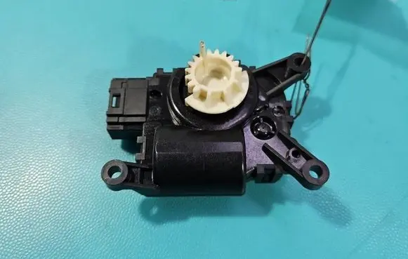 Skoda Octavia Mk4 A/C air flow flap actuator/motor 5WA907511B IMPRK1582848