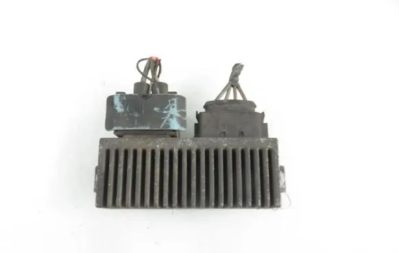 Renault Master III Glow plug pre-heat relay 8200558438A