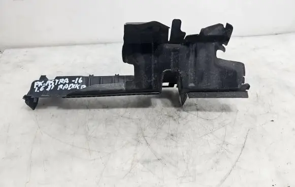Opel Astra K Intercooler air guide/duct channel 332155568