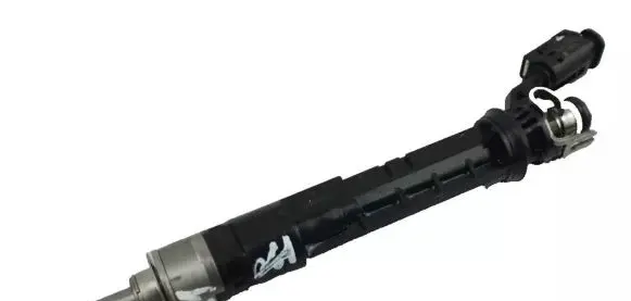 Renault Arkana Fuel injector 166005550R