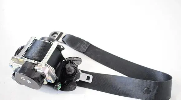 BMW 2 F22 F23 Rear seatbelt 7343646