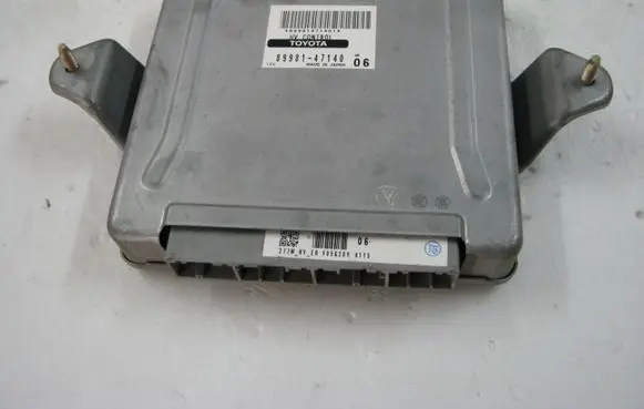Toyota Prius (XW20) Engine control unit/module 8998147140