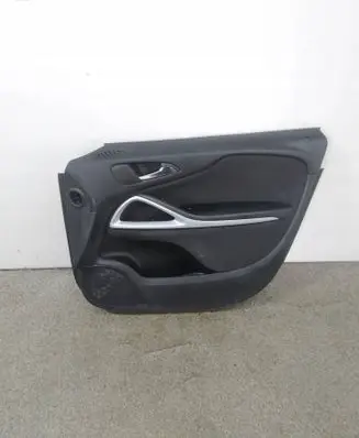Opel Zafira C Front door card panel trim
