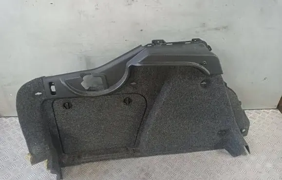 Trunk/boot lower side trim panel