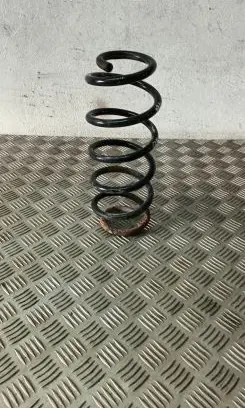 Audi A4 S4 B5 8D Front coil spring