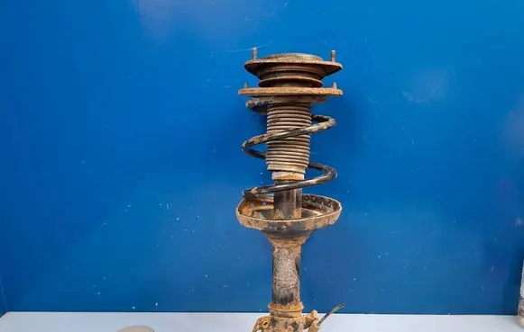 Subaru Outback Front shock absorber/damper 20310AG440 423093JP