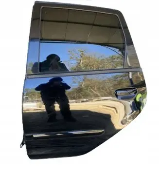 Mitsubishi Colt Rear door