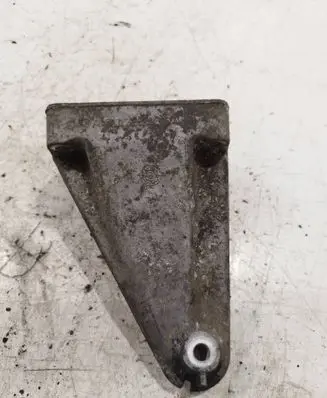 Mercedes-Benz E W211 Engine mounting bracket a6112230804