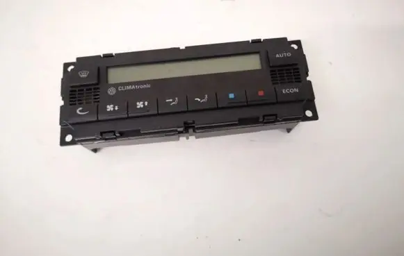 Volkswagen PASSAT B5.5 Climate control unit