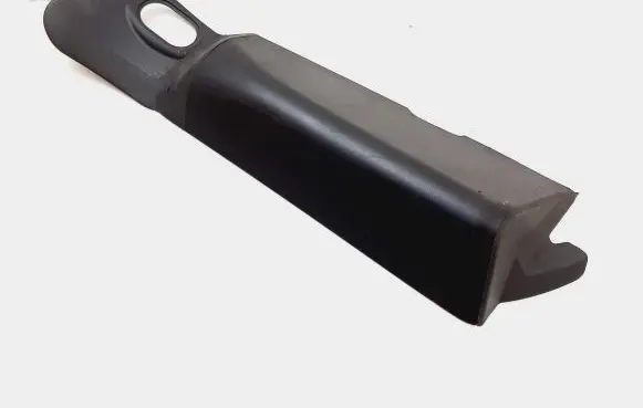 Rear/tail light trim molding