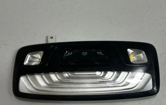 BMW iX Front seat light 5A3DE35