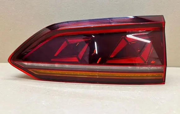 Volkswagen Touareg III Rear/tail lights 760945308B