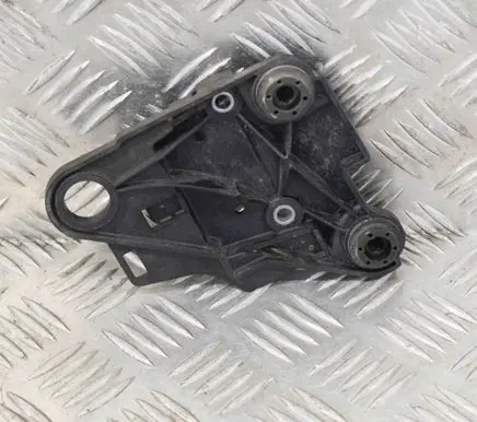 Volkswagen PASSAT B8 ABS pump bracket 5Q0614235