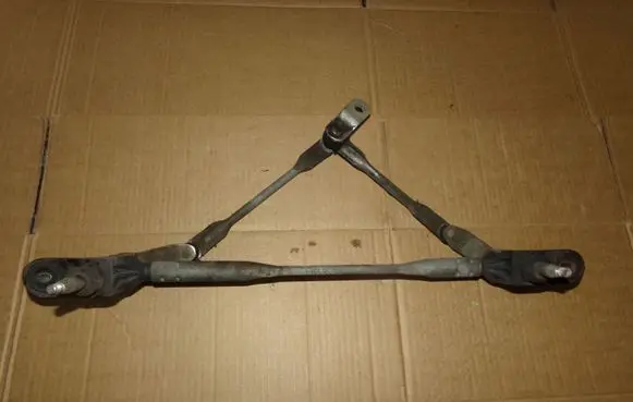 Fiat Bravo Front wiper linkage 