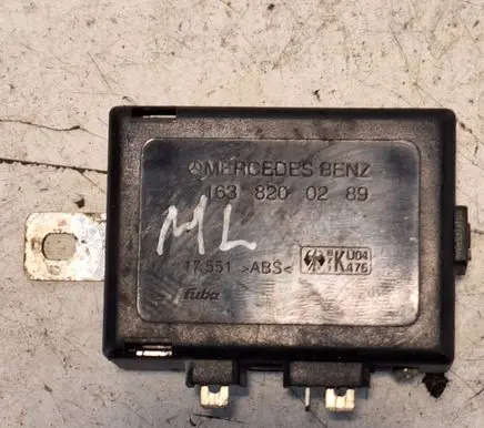 Mercedes-Benz ML W163 Aerial antenna amplifier 1638200289