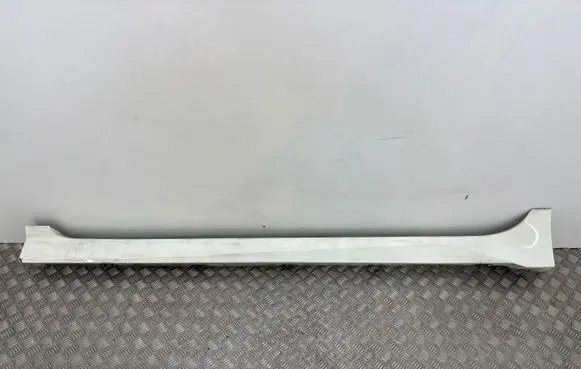 Nissan Leaf II (ZE1) Sill 07305002416