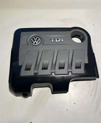 Volkswagen Touran II Engine cover (trim) 06L103925