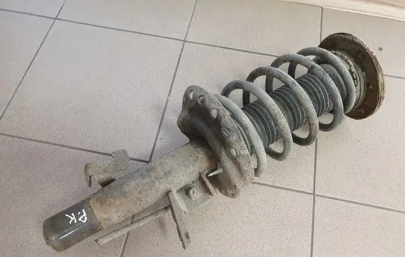 Volvo V70 Front shock absorber with coil spring 31317810