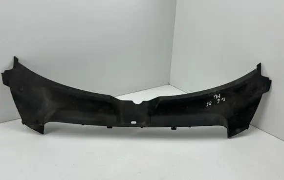 Radiator trim