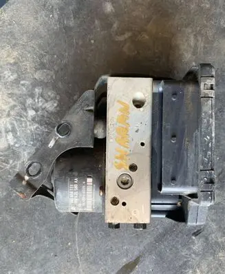 Volkswagen Sharan ABS Pump 7M3614111
