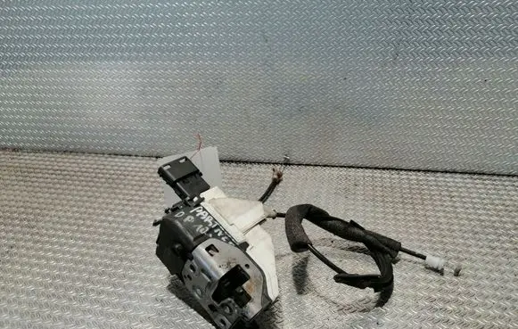 Peugeot Partner Front door lock PSA828405 A01851
