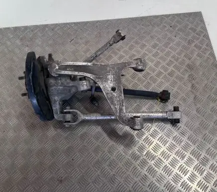 Infiniti Q50 Rear wheel hub spindle/knuckle