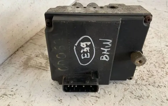 BMW 5 E39 ABS Pump