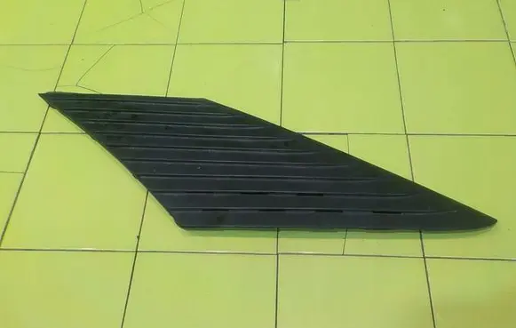 Lancia Beta Fender grill 