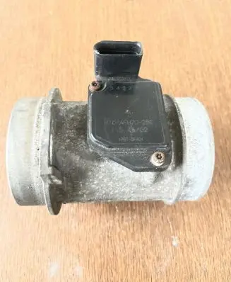Audi A6 S6 C5 4B Mass air flow meter AFH7025C 54602 5432
