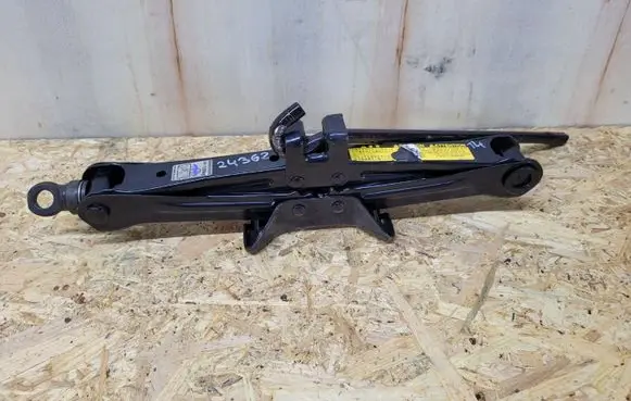 Toyota Prius (XW30) Lift Jack 