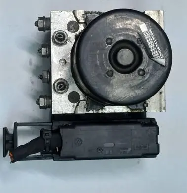Volkswagen Golf VI ABS Pump 1K0614517CP 1K0907379BE