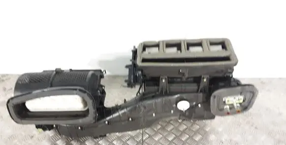 Jeep Grand Cherokee Interior heater climate box assembly 