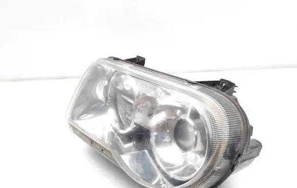 Chrysler 300 - 300C Headlight/headlamp 89032133